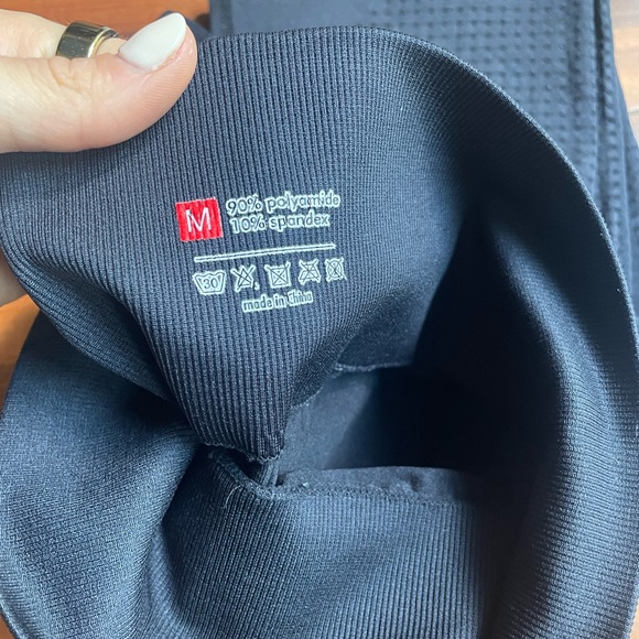 Amazon Legging Bundle - Picture 4 of 4